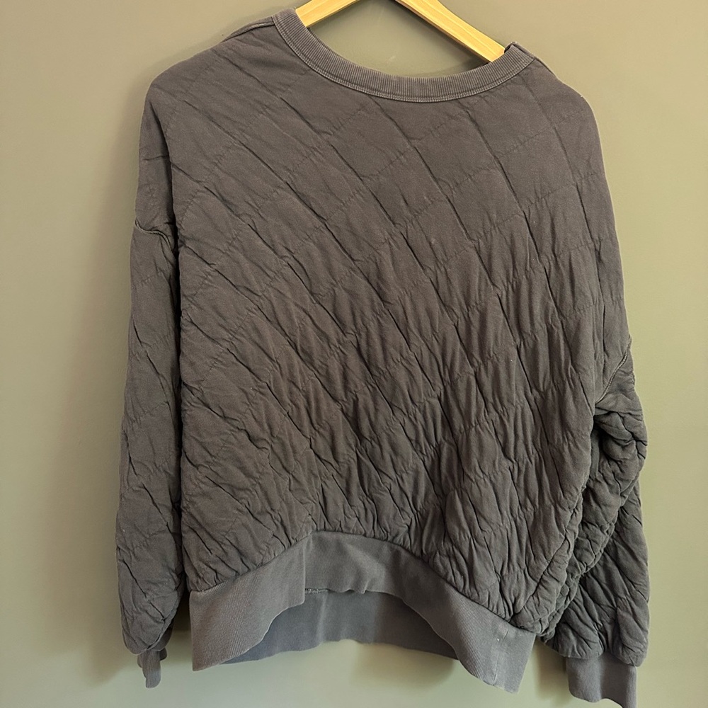 Cozy Universal Thread Charcoal Blue Knit Top